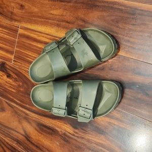 Birkenstock Arizona Sandal Olive Size 39
